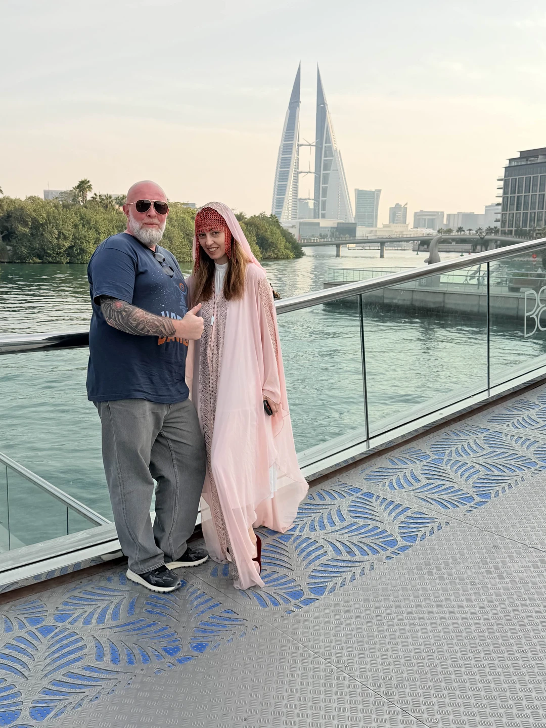 Девочки Гульжан и Зульфия огромные умницы! Очень содержательное повествование от Гульжан и полный севрис от Зульфии