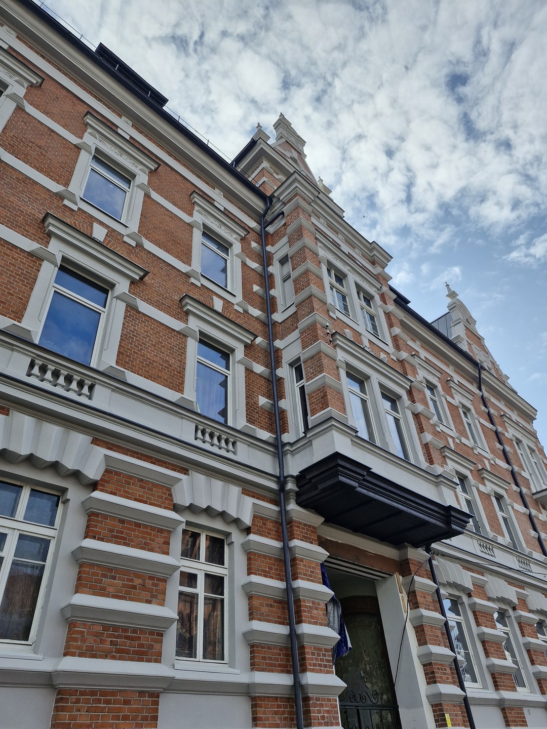 Хотим поблагодарить Павла за очень интересную и содержательную экскурсию в Черняховск! Если вы ищете информативную и