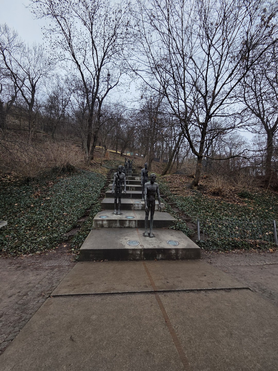 Экскурсия по Праге с Дарьей была великолепной. Спасибо большое — мы остались довольны и открыли для себя много нового и интересного💯👌