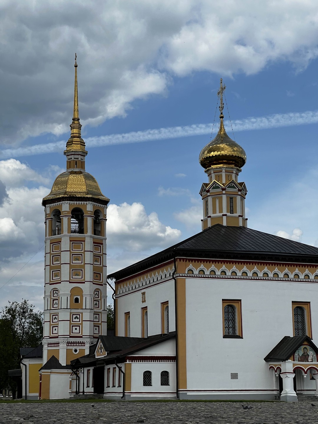 Все супер. Погода была замечательная, интересная экскурсия по основным туристическим точкам