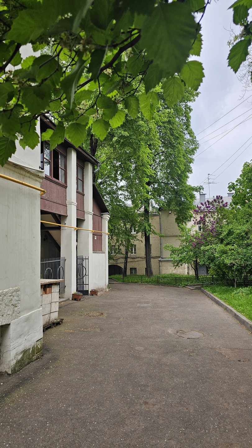 Большое спасибо Константину за экскурсию. Изначально думали, что это будет фотопрогулка разбавленная городскими легендами. Но это