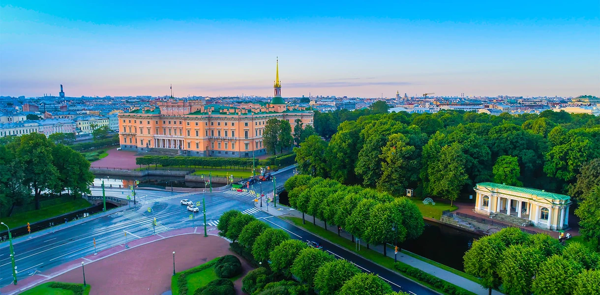 Мэрион Рэмси жалаңаш