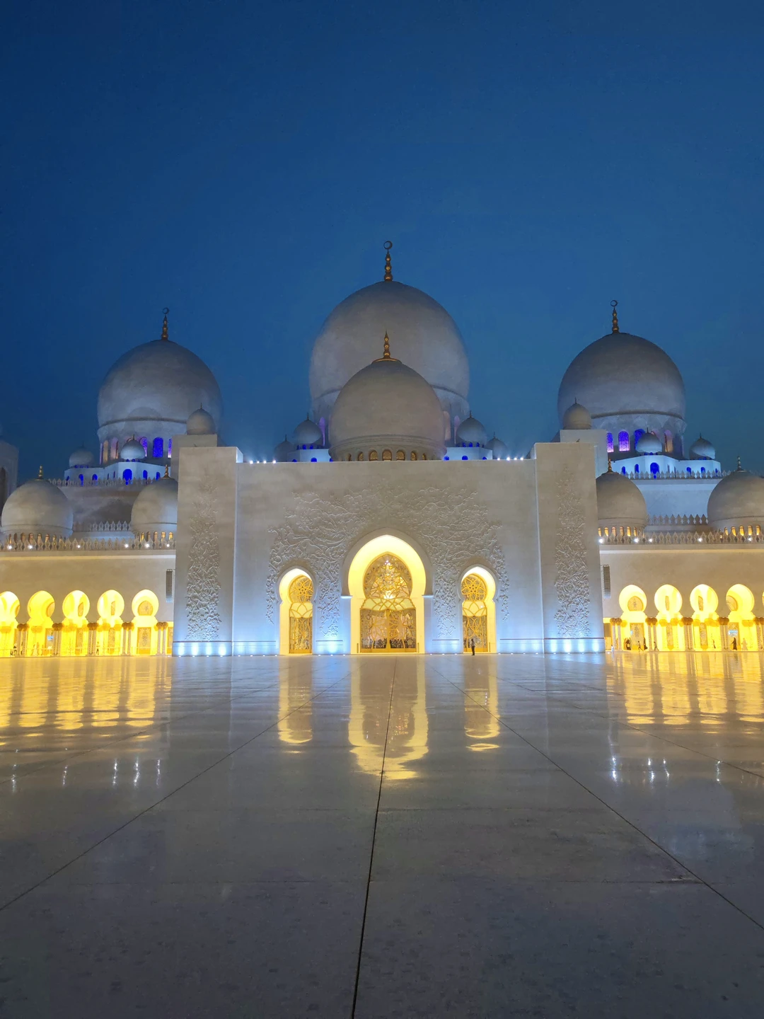 Замечательная компания, добрый и весёлый гид Азиз. Прекрасные достопримечательности