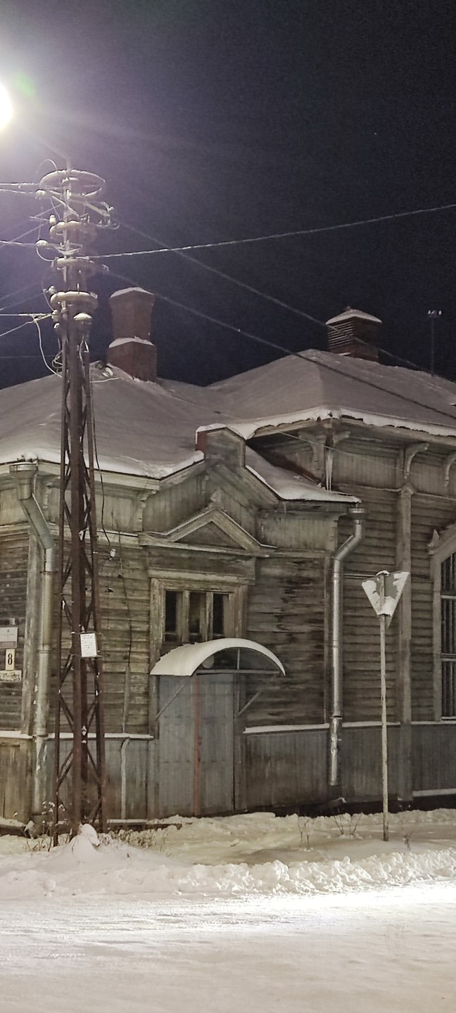 Мы выбрали вечернее время для прогулки. Январь, холодно, но очень интересно и маршрут построен так, что