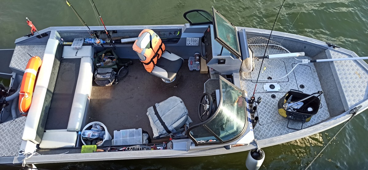 Фото В Балтийск — на катере по Калининградскому морскому каналу