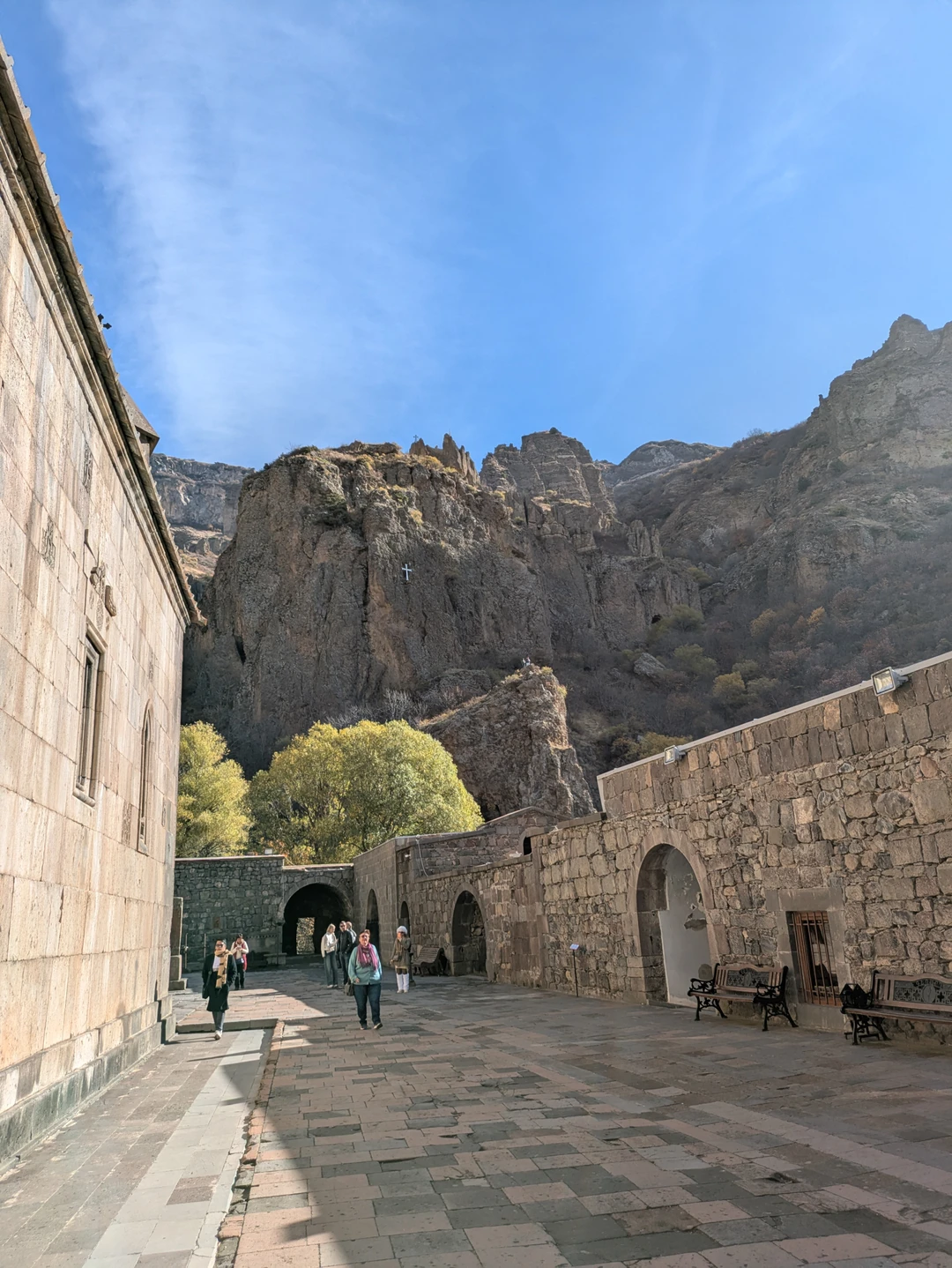 Огромное спасибо Егору за то что погрузил в историю Армении, рассказал про глубокую культуру без лишнего