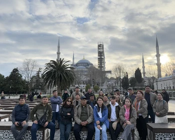 Прогулка по центру Стамбула, дневной круиз по Босфору с обедом