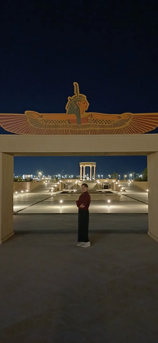 Если отдыхаете в Шарм-эль-Шейхе и не хочется далеко ехать на экскурсии, то местный археологический музей вас приятно удивит