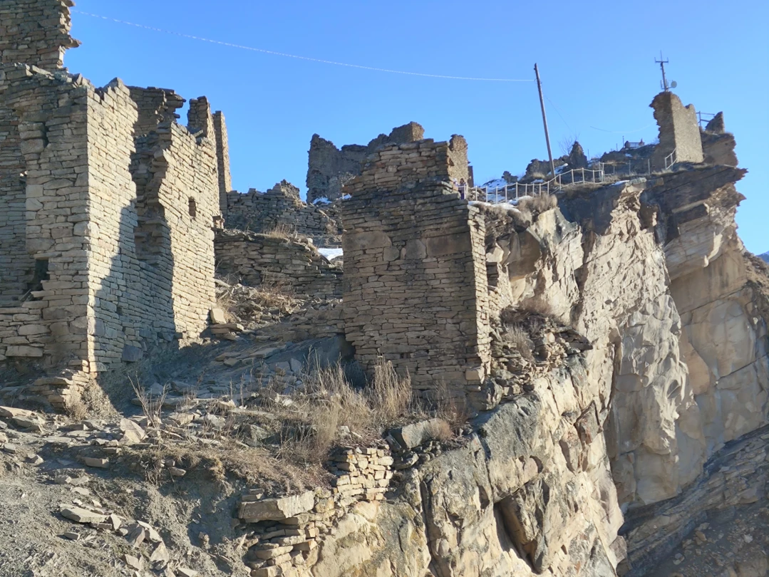 Спасибо "Кавказ Тур" и Надиму, что взялись и провели это мероприятие. Умопомрачительные виды, живой диалог. и