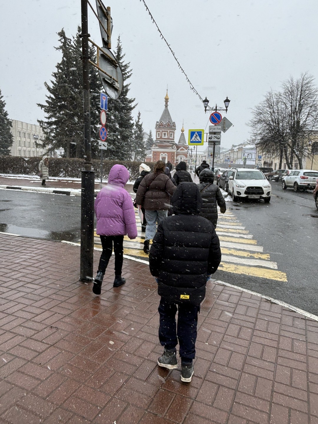 Анастасия - отличный гид и знаток города! Мы были на экскурсии с детьми, которые неохотно соглашаются