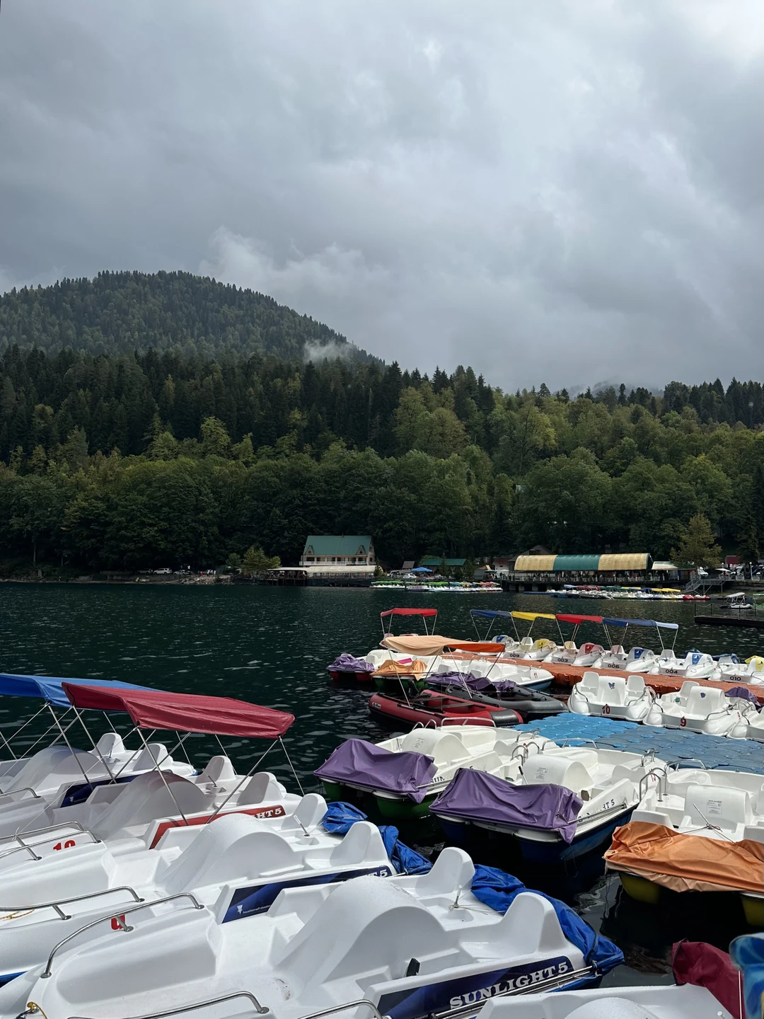 Ой, ну, какое это было чудесное путешествие! Адгур - невероятный! В момент настраивается на вашу волну