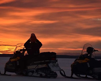 Путешествие в Териберку: морская прогулка, айс-флоатинг, кладбище кораблей