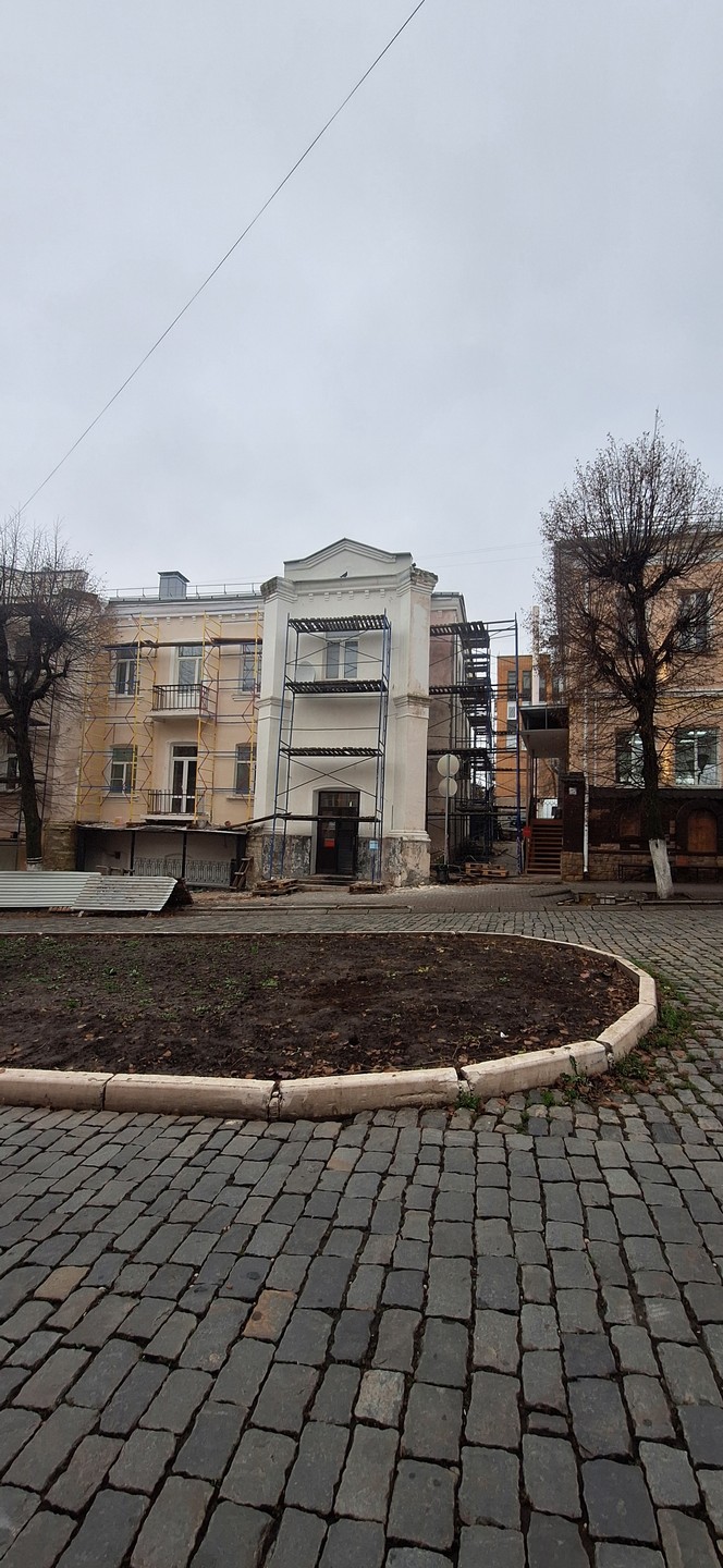 Хотим выразить огромную благодарность Дмитрию, за невероятно интересную экскурсию🙏