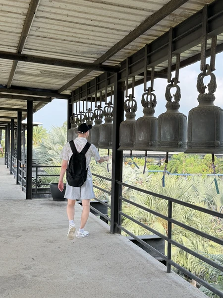 В первую очередь хочу сказать спасибо организатору Леониду - очень вежливый и хороший специалист. Помогал не