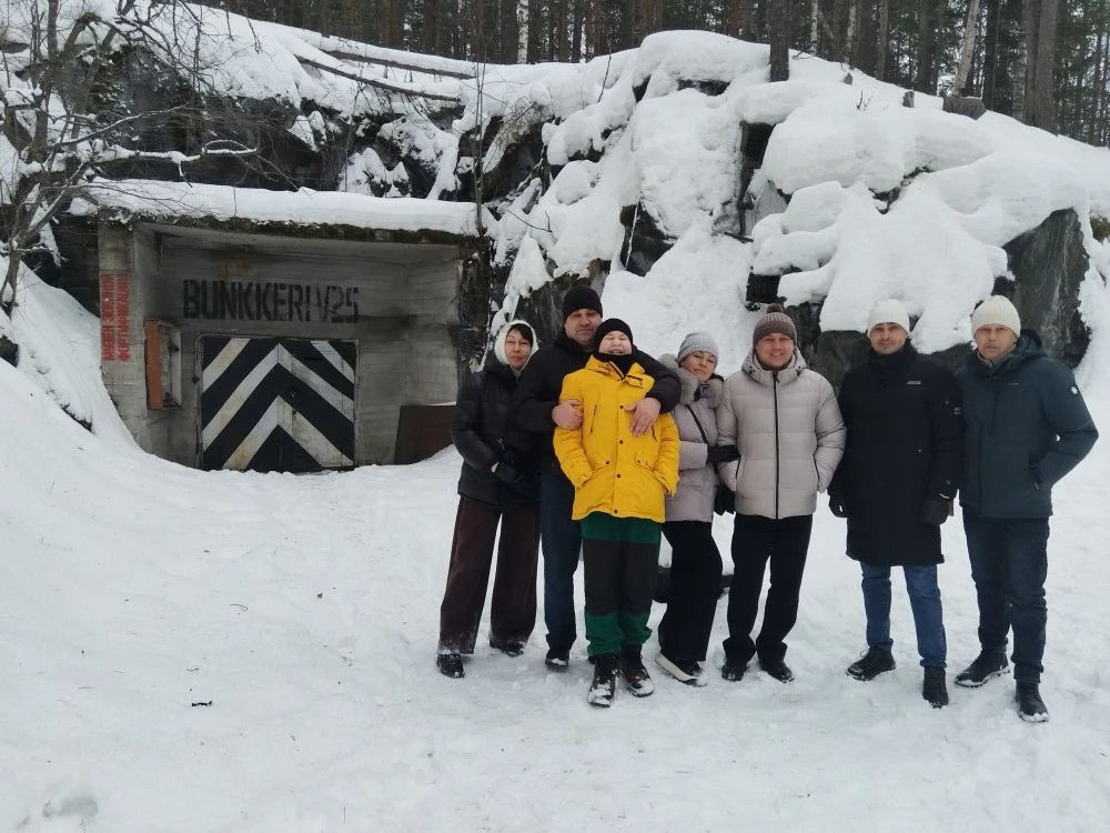 На выходные в марте решили посетить Карелию. Поезд прямой из Москвы в Петрозаводск. Так как только