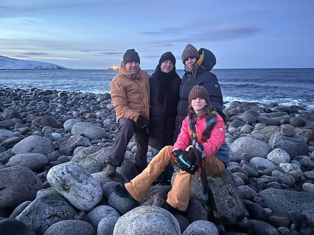 Хочу выразить огромную благодарность Алексею за великолепную экскурсию по Териберке, узнали много нового и интересного, попробовали местные деликатесы