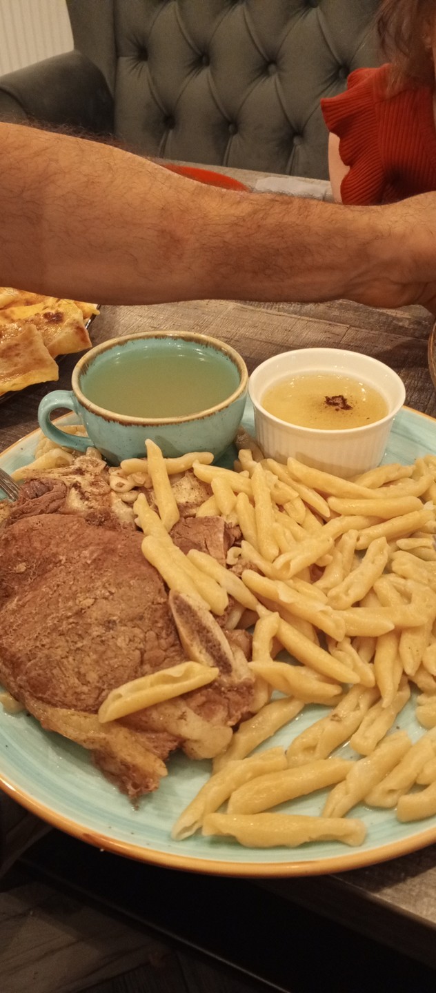 Путешествие прошло на 100000%Лучше гида Ибрагима ещё не встречала. Его рассказы вдохновляют и ты как будто