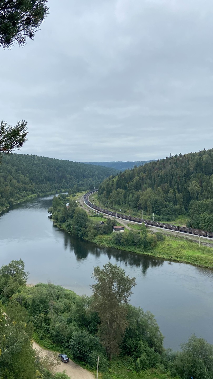 Спасибо нашему экскурсоводу Дине за прекрасный рассказ. Вы удивительный рассказчик, очень много интересных фактов, очень приятно