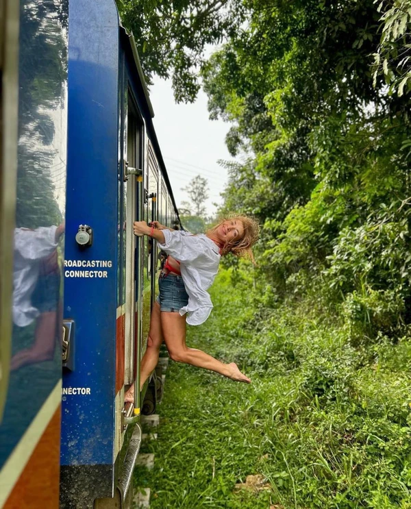 В город Элла - за яркими кадрами