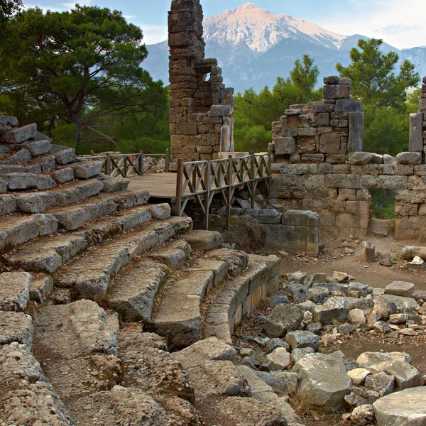 Из Кемера - в древний Фазелис