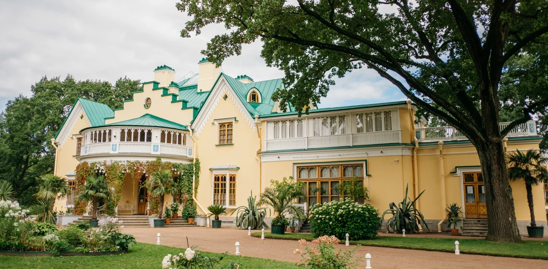 Восемь дворцов, которые стоит увидеть в&nbsp;Петергофе