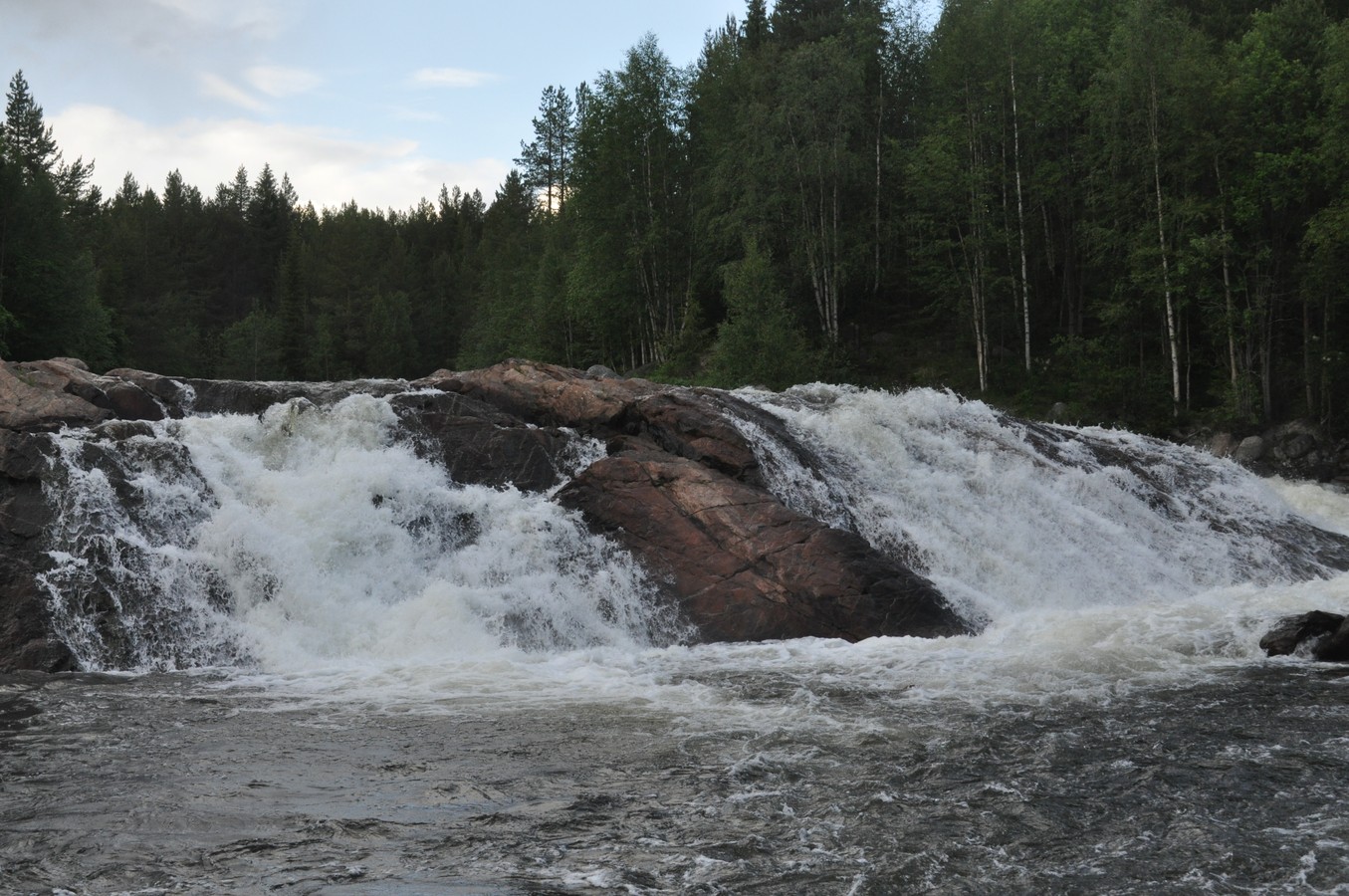 Из Кандалакши — к Колвицкому водопаду