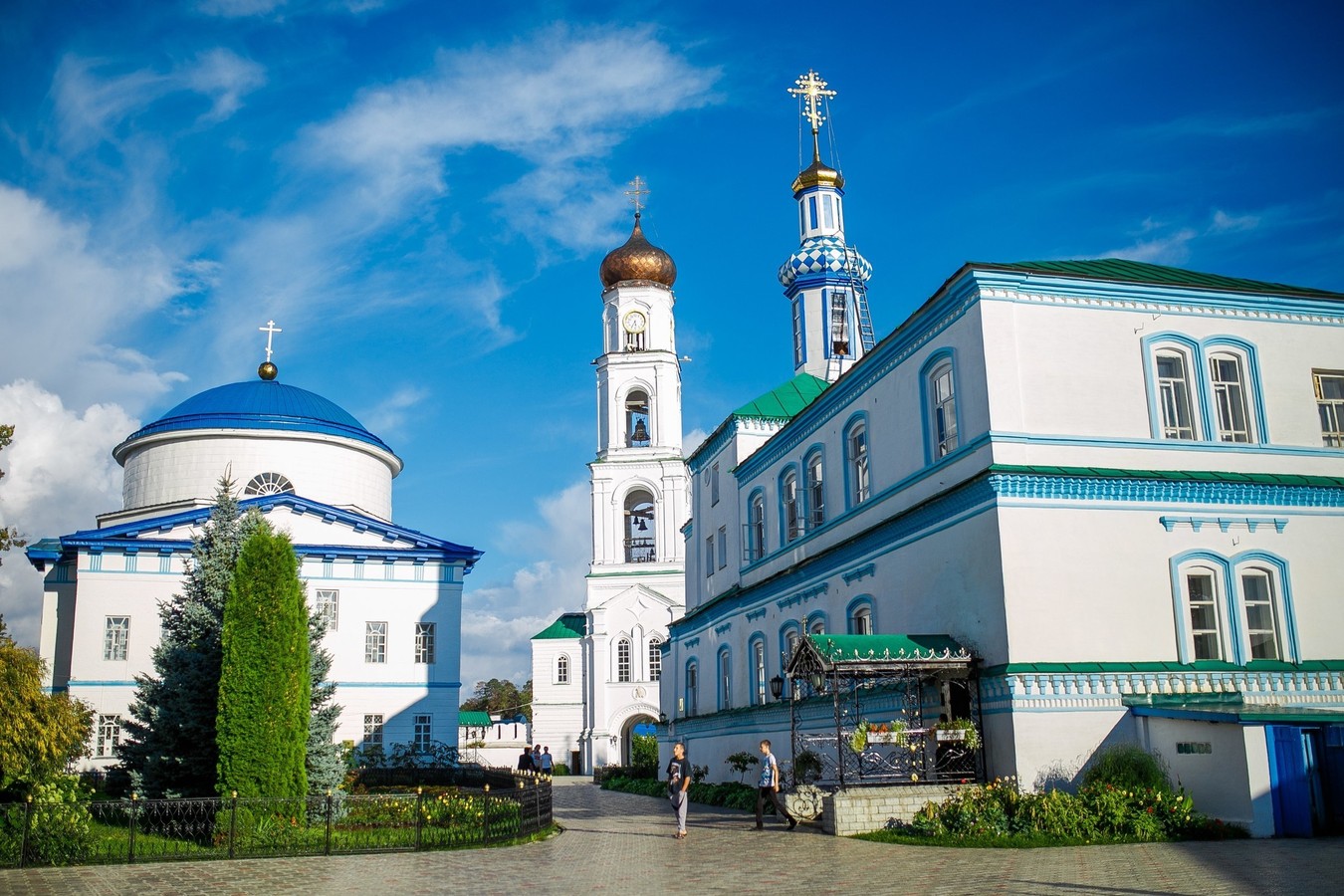 Из Казани — в заповедную Раифcкую обитель