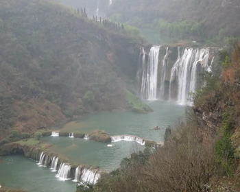 Цзюлунские водопады