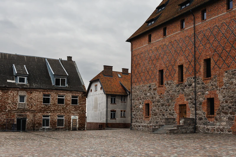 Легенды ушедших эпох: кирхи и замки - из Светлогорска