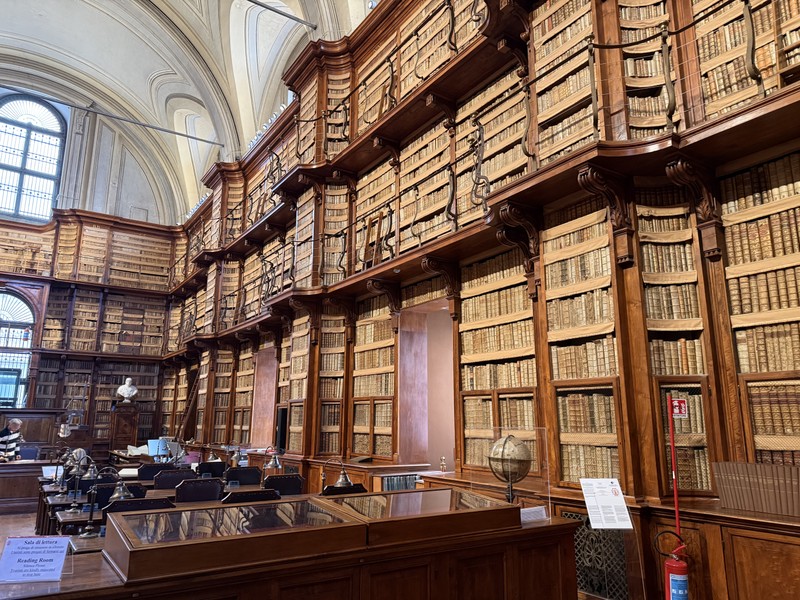 Татьяна, прекрасный рассказчик; эта экскурсия для тех, кто не первый раз в Риме (для первого раза