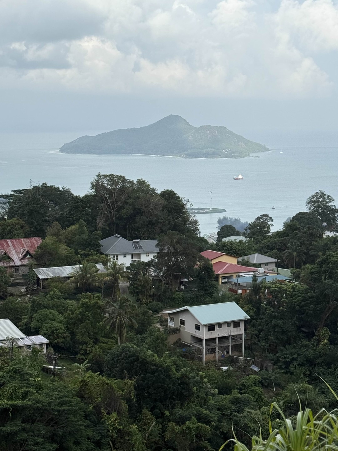 С большим удовольствием пишу этот отзыв