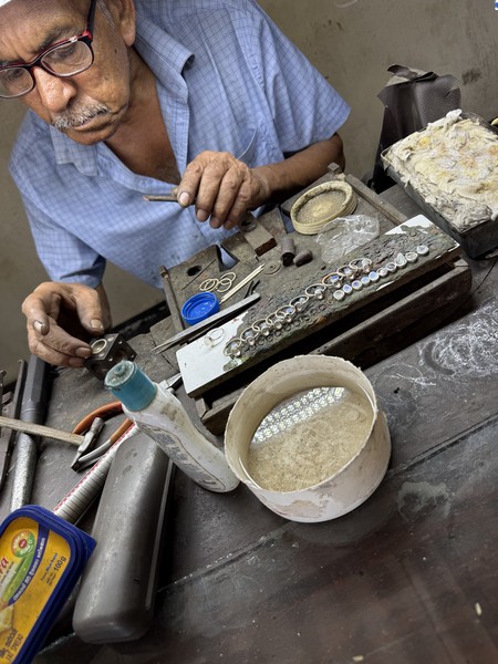 Отличная экскурсия, где получилось посетить много мест — речное сафари, черепашью ферму, шахту добычи лунного и