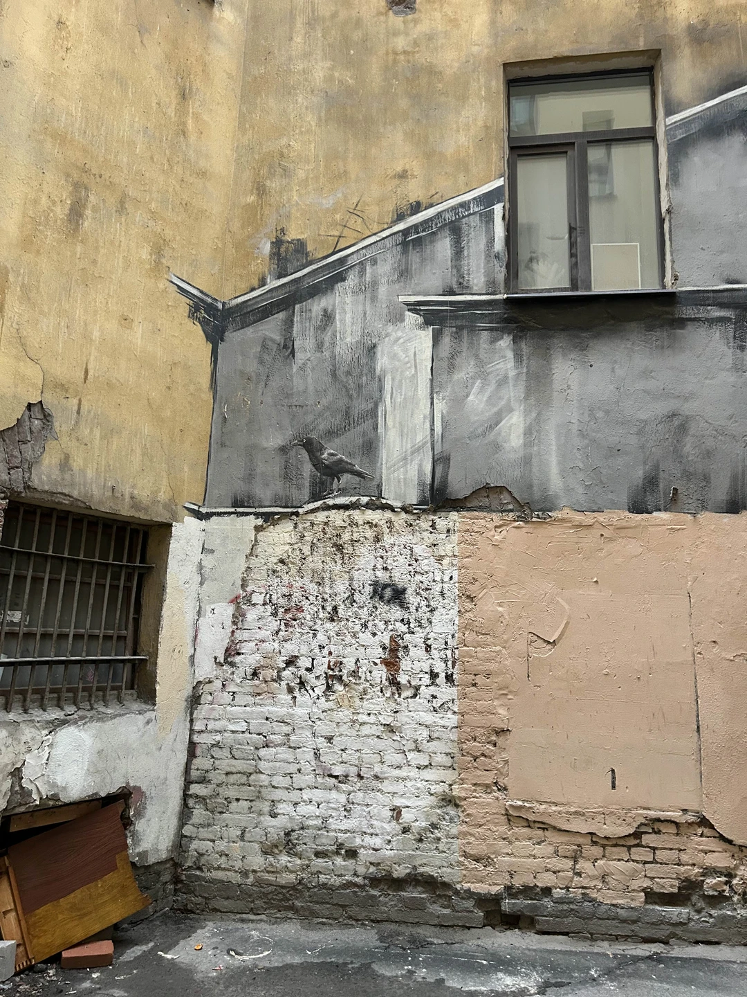 Алексей прекрасный гид, очень интересно и живо рассказывает, охотно отвечает на вопросы. Экскурсия легкая и приятная