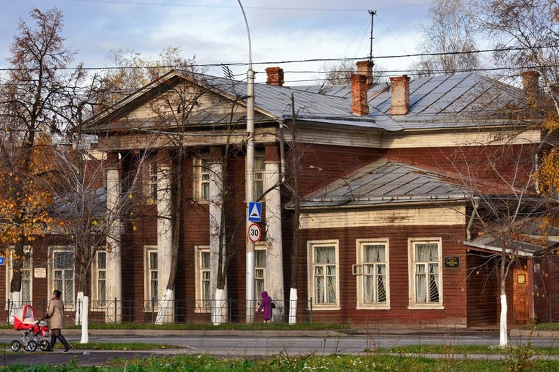 Город, где резной палисад
