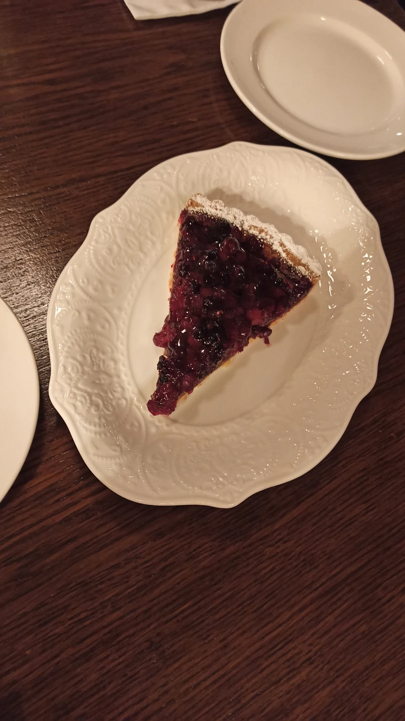 Были у Дмитрия на экскурсии 10 ноября 2024 года в компании 8 коллег нутрициологов. Хотелось от