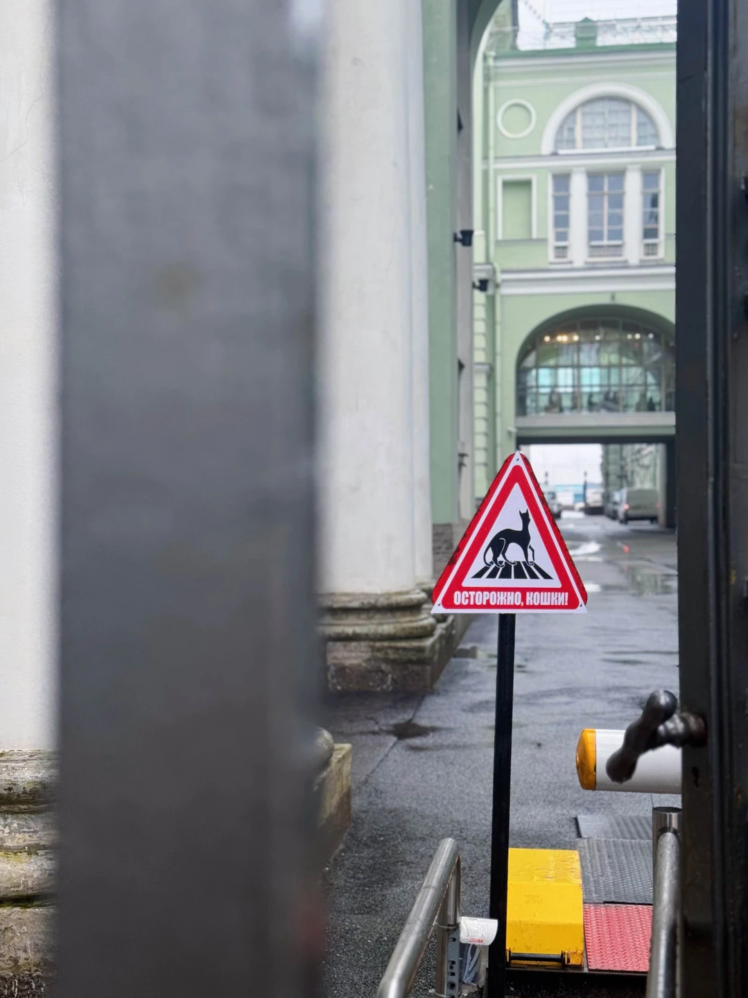 Прекрасная экскурсия. Чудесным образом экскурсия оказалась персональной. Даже кратковременный дождь ничуть не омрачил прогулки. 2 часа