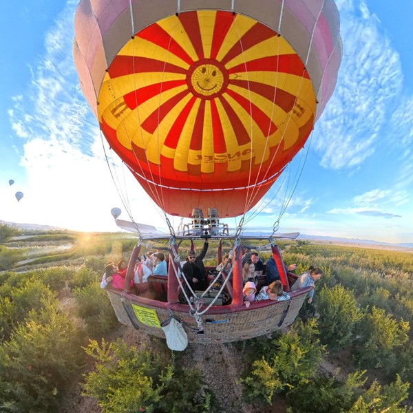 Из Кемера — в Памуккале с полётом на воздушном шаре