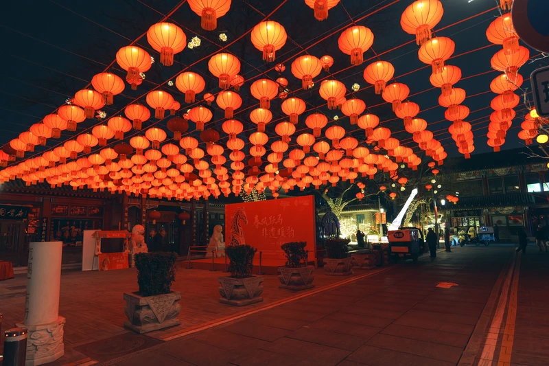 Срединная ось Пекина: вечером на велосипедах