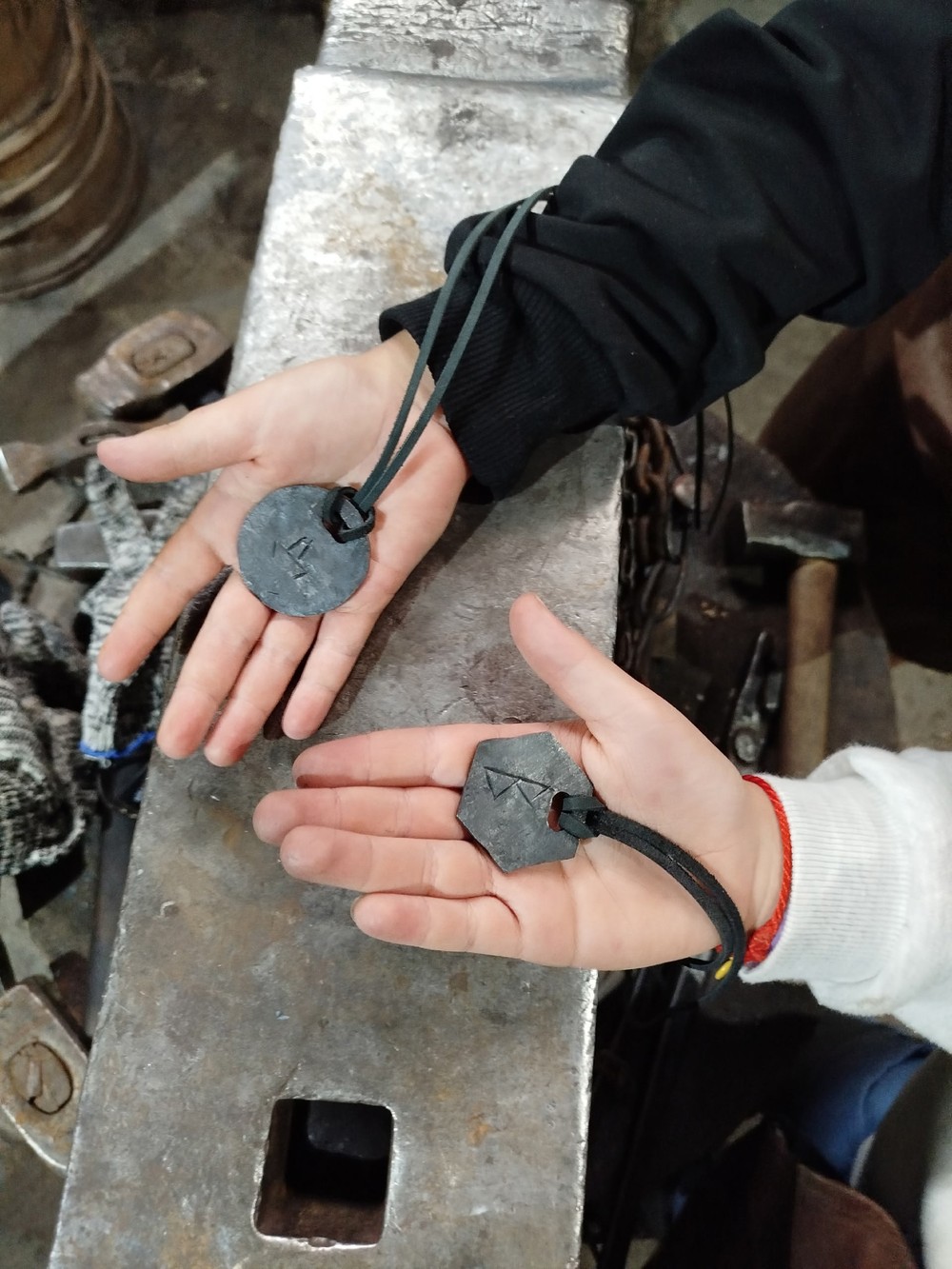 Экскурсия в ярославскую кузницу с мастер-классом 5+ (7/13)