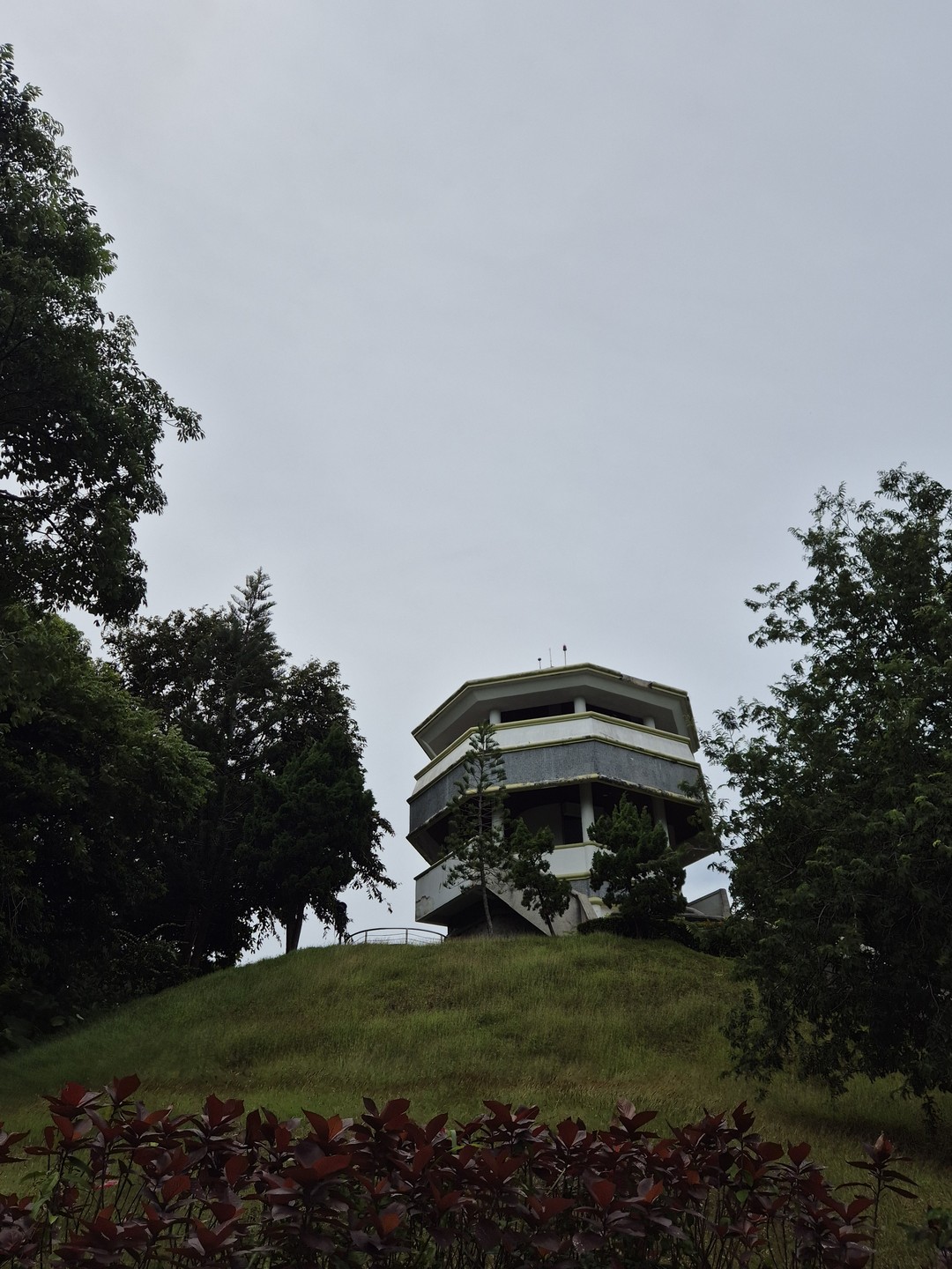 Однозначно брать мототур на Пхукете стоит. Это особые эмоции и позволяет лучше прочувствовать место. Локации были