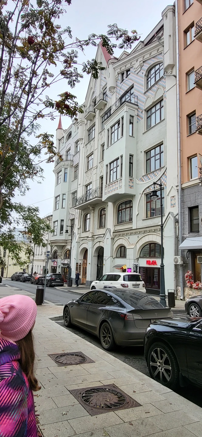 Огромная благодарность гиду Дмитрию,очень интересно и познавательно 🤗