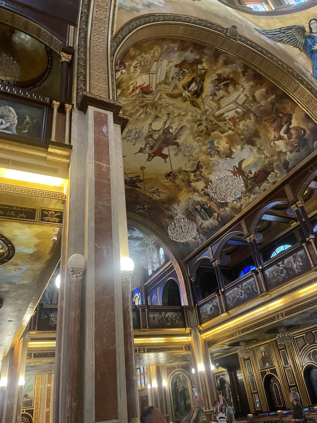 Все супер! Богдади лучший гид, отлично провели вечер. Едьте обязательно, не пожалеете!!