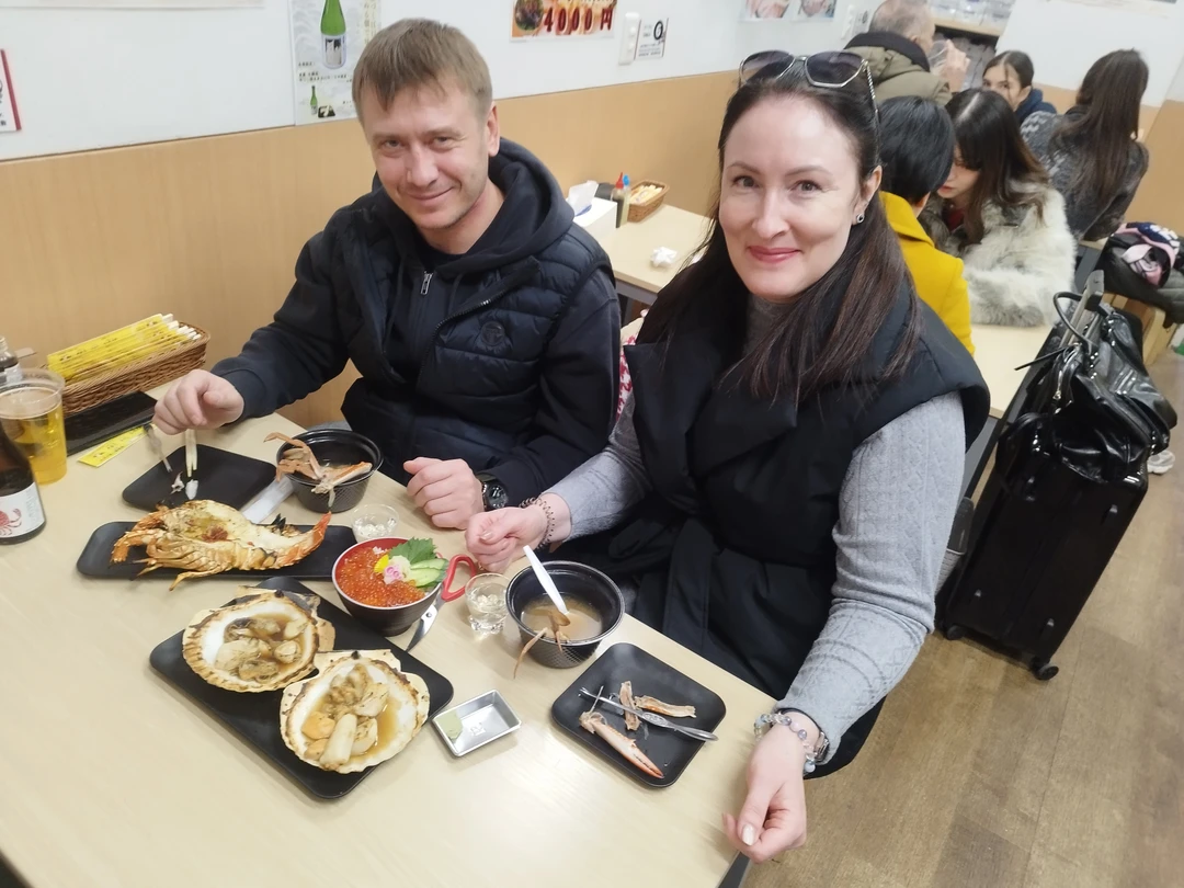 Прекрасно провели время. Елена великолепно знает материал, в доступной форме доносит информацию. Маршрут составлен очень удобно