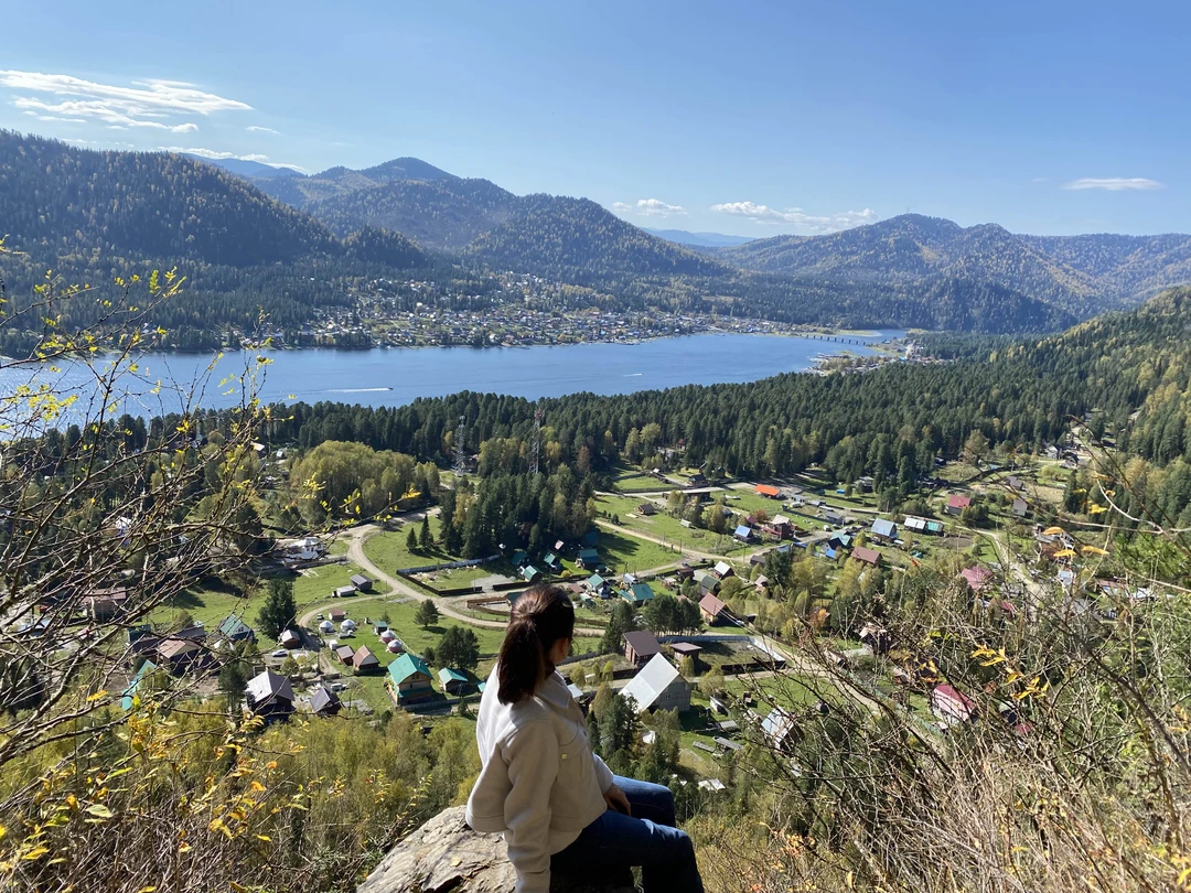 Не хватит слов и эпитетов, чтобы передать весь восторг от экскурсии на Телецкое озеро с Марией