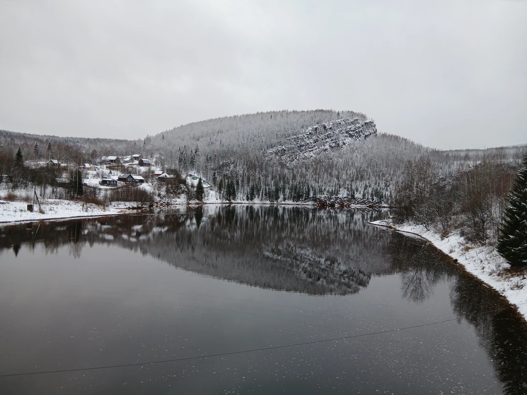 Была на экскурсии 29 ноября. Природа сделала подарок в виде снежного покрова за городом и от