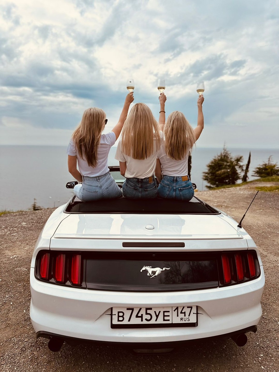 На кабриолете по Сочи и окрестностям (Анна)