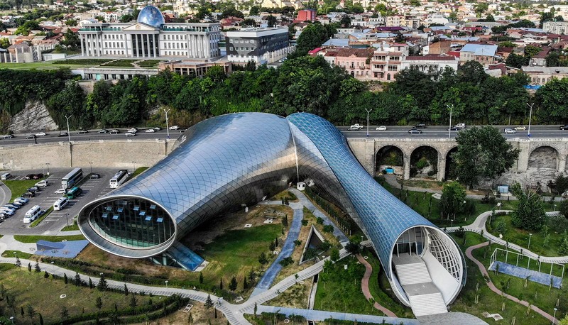Вглубь Тбилиси