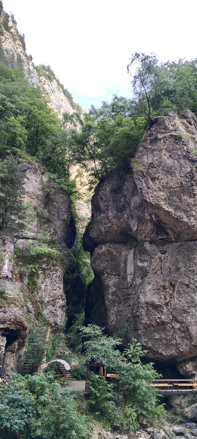 На джипе сквозь облака! Озеро Гижгит и Чегемские водопады (Елена)