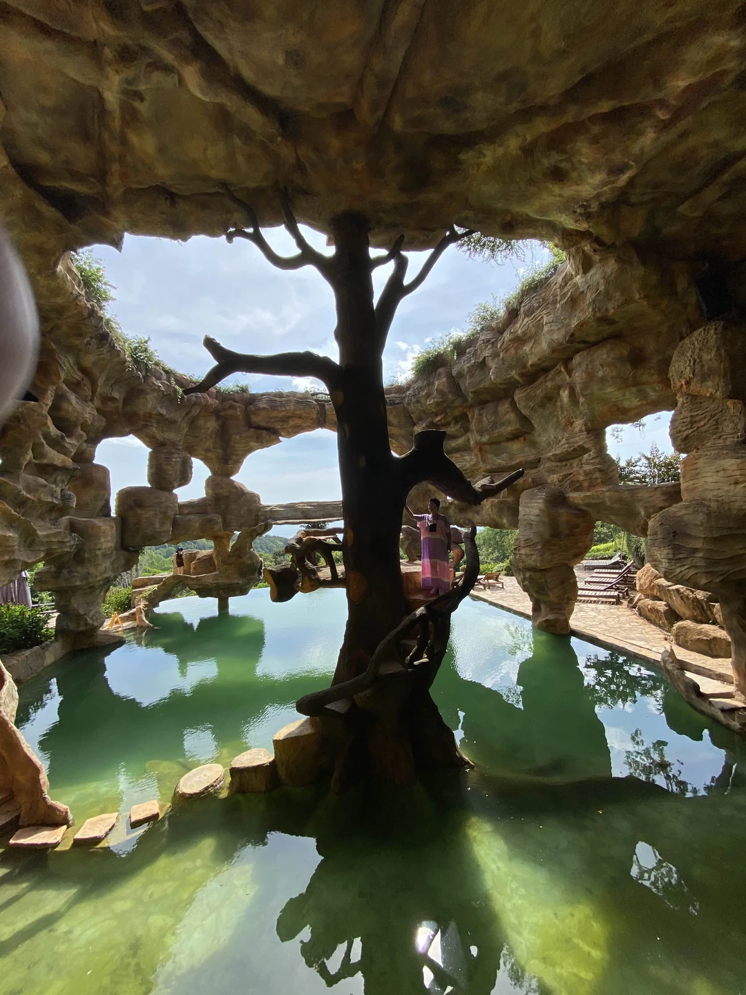 Вчера были на экскурсии « Лучшее на Фукуоке» с Вячеславом. Впечатления остались самые хорошие и от