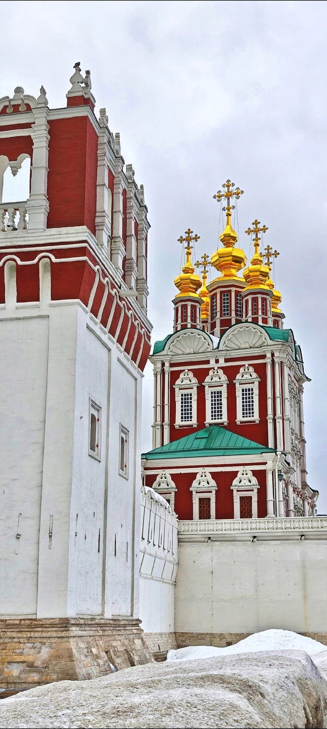 Экскурсия очень понравилась! Не смотря на то, что мы были вдвоём, Сергей провёл полноценную (почти 2.5